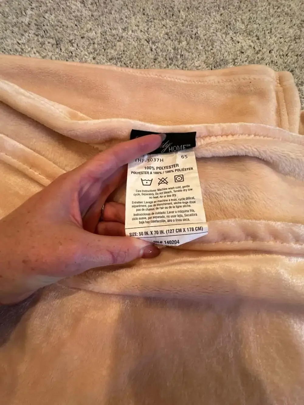 Celebrity Home 50 in. x 70 in. Polyester Plush Throw Blanket, Light Pink